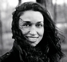 På två veckor extraherade Macarena Magunacelaya ett par hundra tänder.