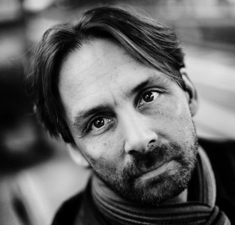 När man ska agera ställföreträdare och fatta beslut för någon annans räkning gäller det att grundligt skärskåda sina motiv, framhåller Linus Broström.