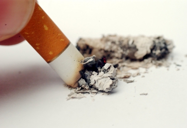 Sverige halkar efter i arbetet mot tobak