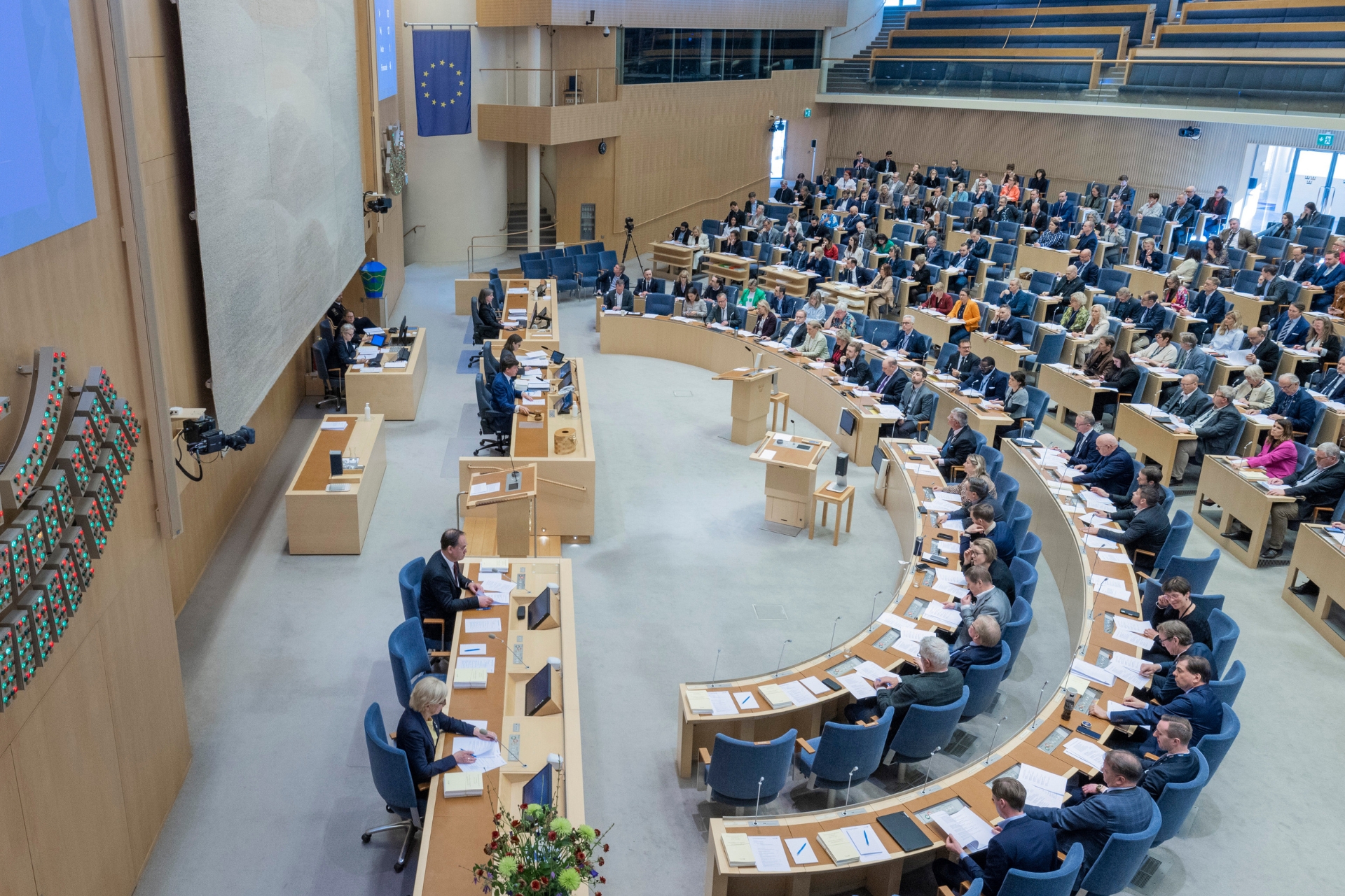Riksdagen säger ja – 50-kronorstandvården försvinner